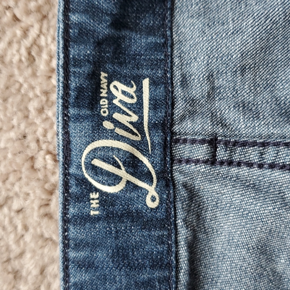 Old Navy Diva Crop Jeans